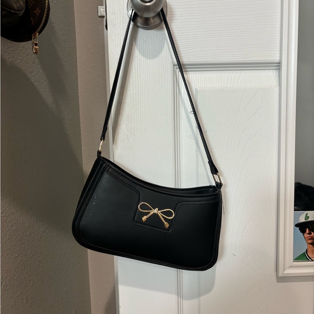 Black Leather Shoulder Bag